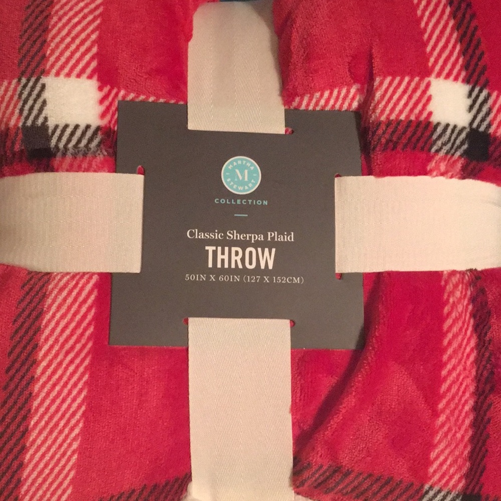Sherpa throw